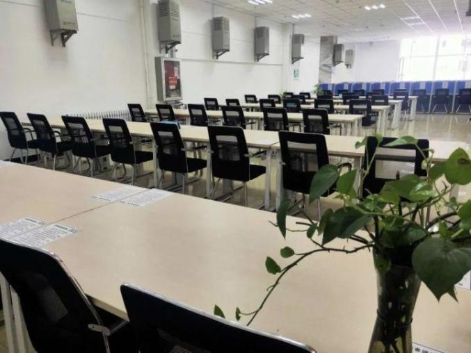 来吧!鞍山市图书馆自修室即日起面向读者开放