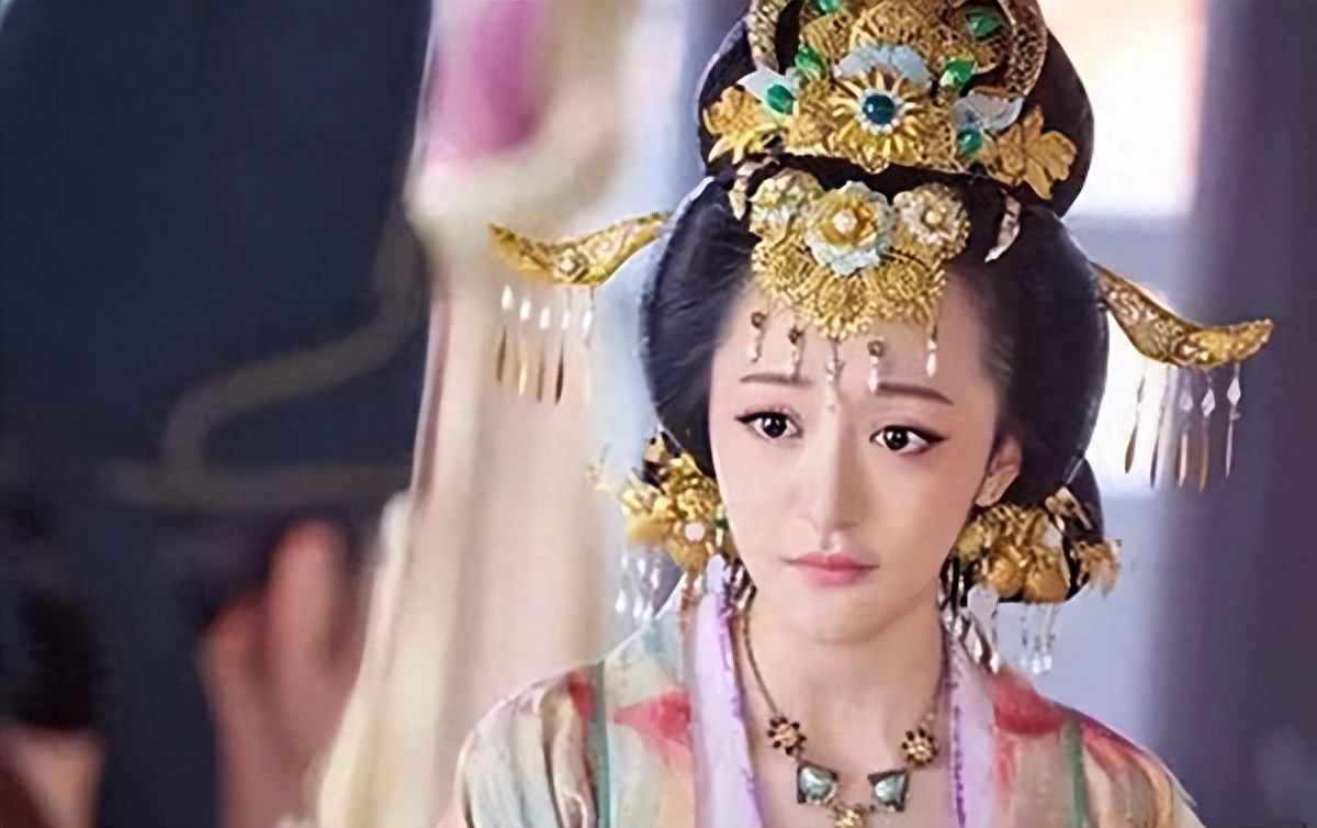 乳母客氏抚养皇帝17年乡野女子称千岁晚年遭鞭刑血肉横飞