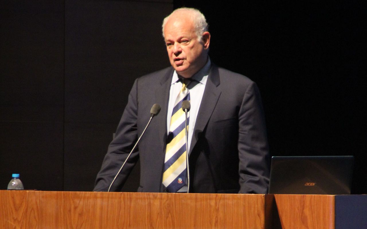 这个世界那么讨厌,在疫情中浮沉的我们,如何找到《真实的幸福》