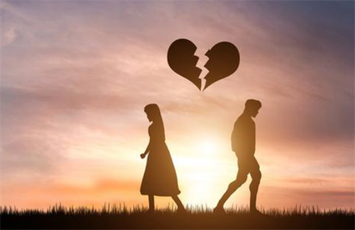 情人节给女友转账52万,分手后女方竟被起诉还钱,女方:凭什么还