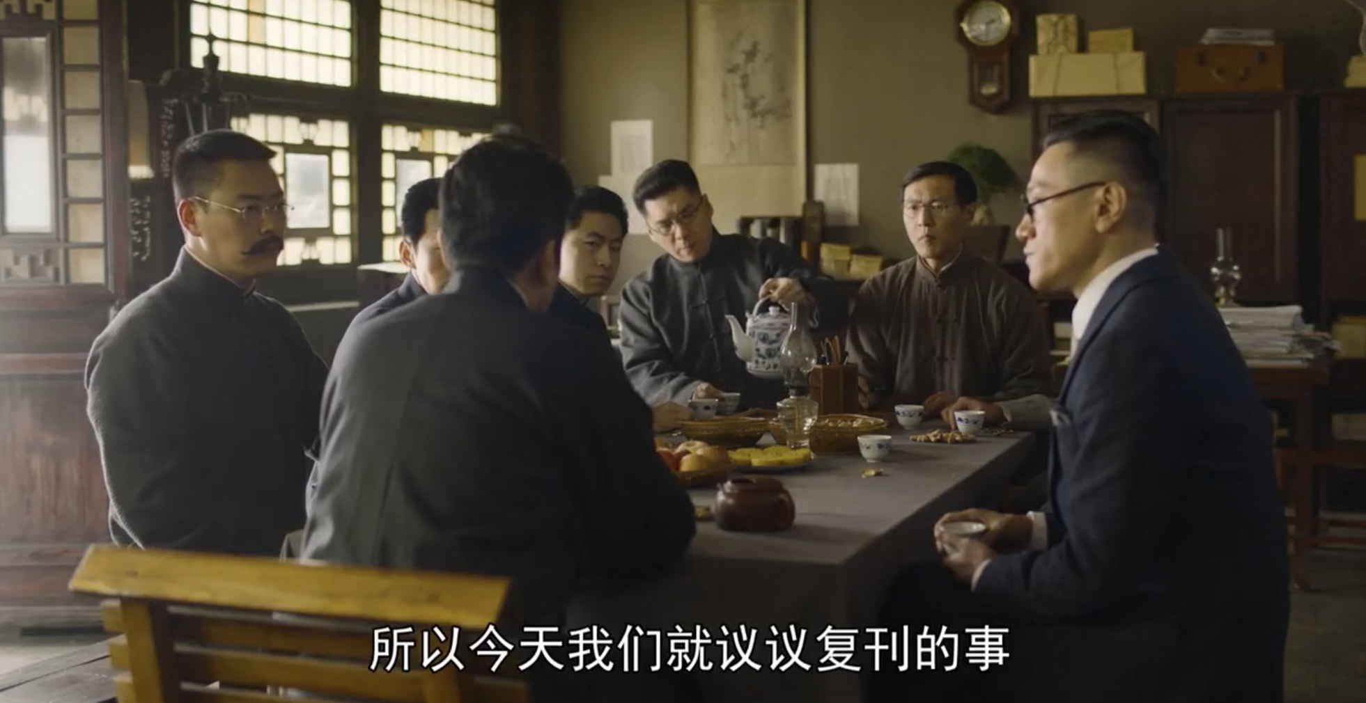 觉醒年代:围绕《新青年》走向鲁迅三次否定胡适意见站队陈独秀