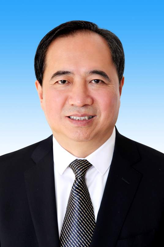 张为成为目前最年轻的省级行政区党委组织部部长