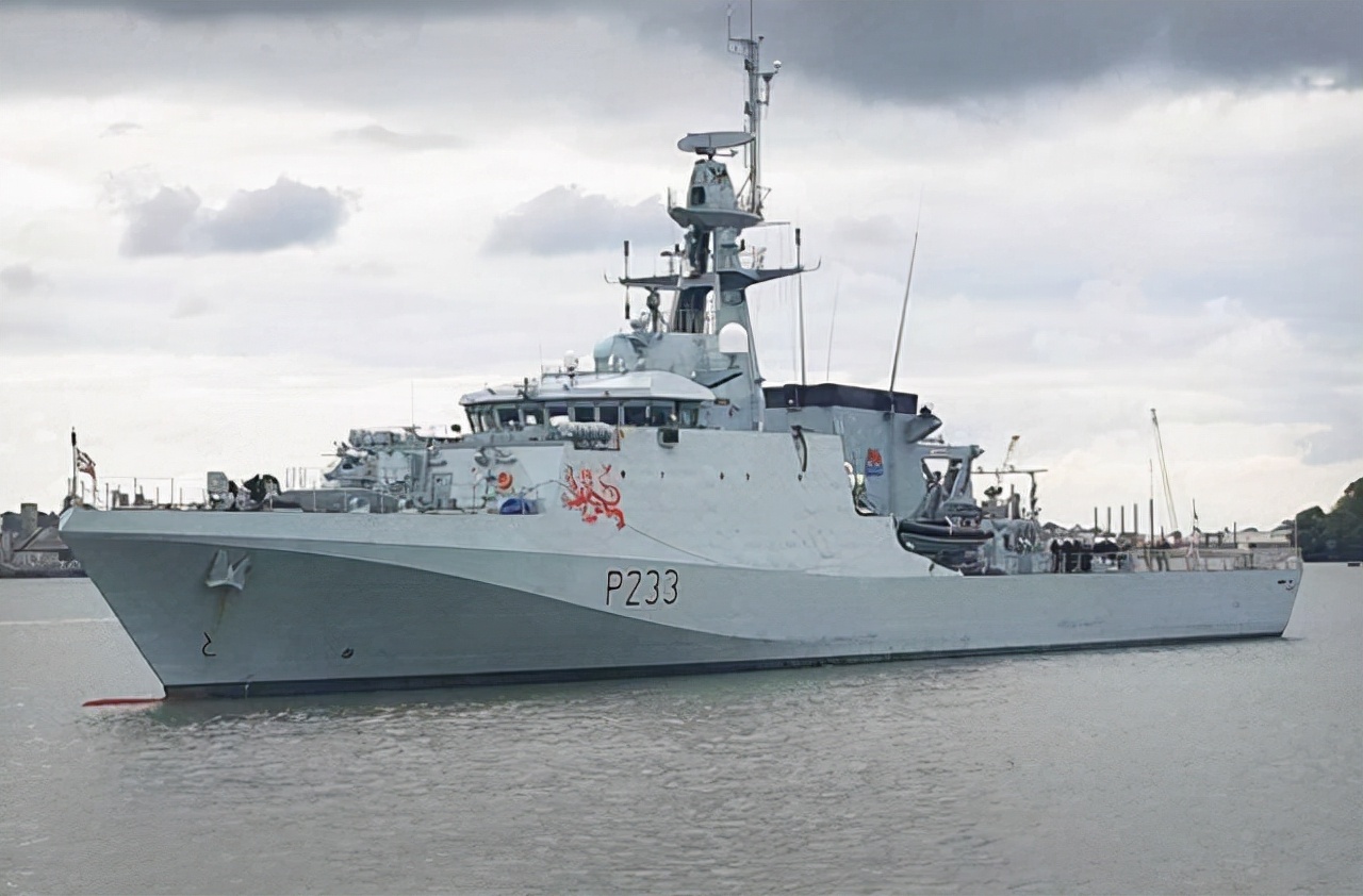 英国首相放低姿态,说了一席"温馨话",中国对英国提要求