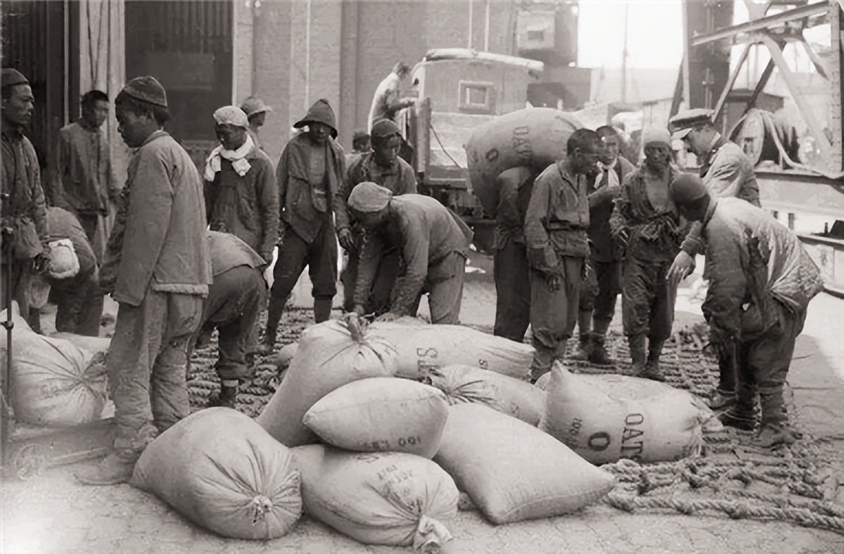 十几万中国劳工被骗出国挖煤,谁知等他们的却是几十万法国女性