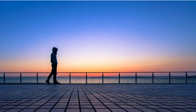 清空自己,往事随风!