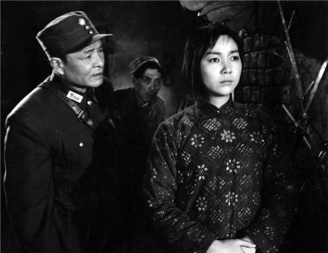 1951年《白毛女》大火,田华晚年回忆陈强:当年我叫他"大鼻子"