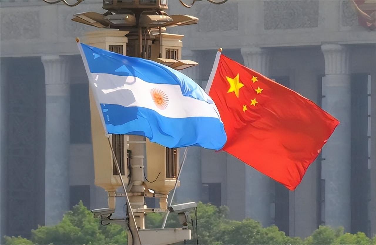 疯狂试探!阿根廷用人民币偿还外债,中国:没钱找我就行