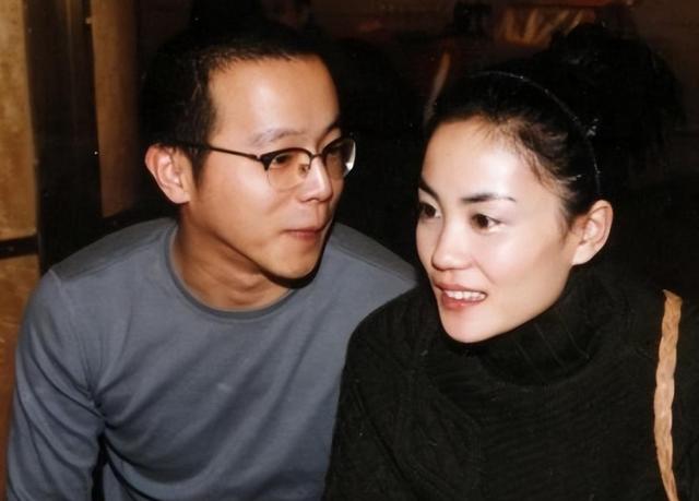 窦唯直言:我和王菲的婚姻是一场阴谋,如今那英证实了这一观点!