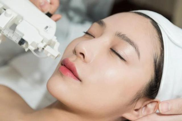 水光针的不同类型,有何功效,水光针注射的无痛方法有哪些?