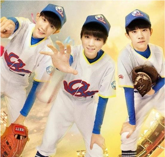 《我们的少年时代2》上线时间正好是三小只8周年,四叶草有福了