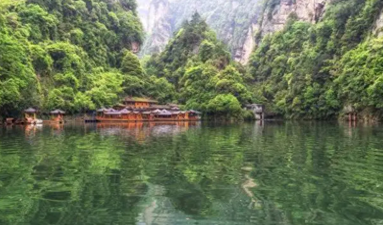 大山是天然屏障,保一方人丁兴旺