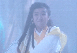 叶小坚与侯盈盈习得了玉女心经,阿伦劝阻了准备跳崖的神雕侠侣,告诉了