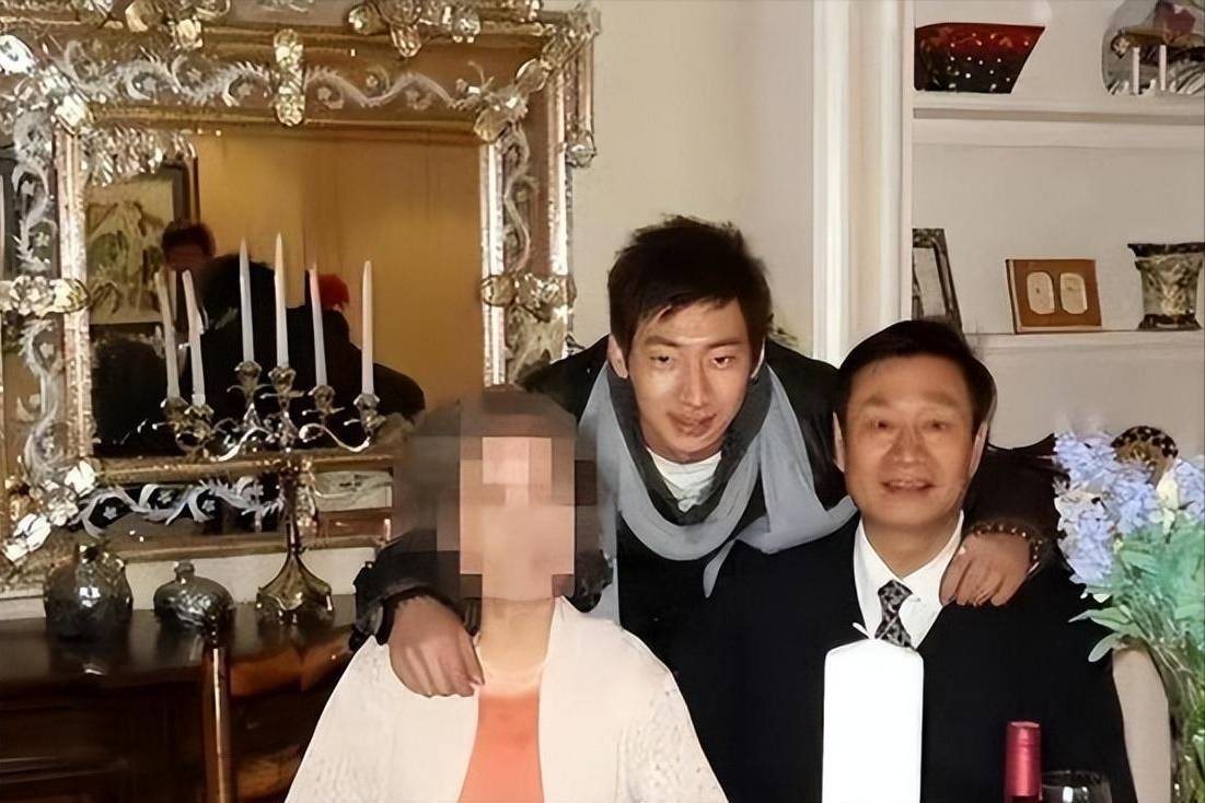 2011年7月26日,大连市中级人民法院举行了此案的首次开庭审理.