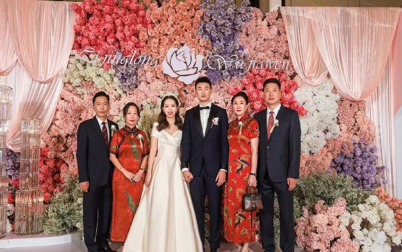 李京龙结婚图片