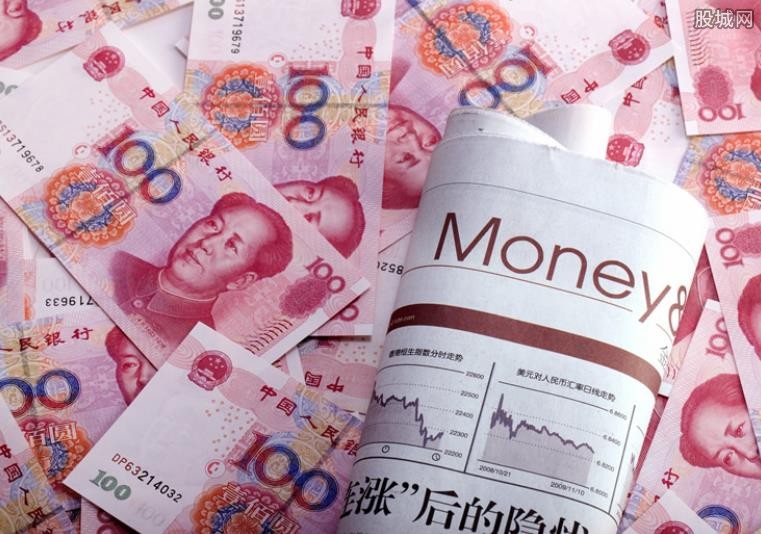 100万现金多大箱子装 靠吃利息能在家蹲吗