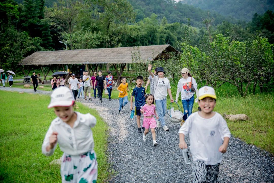 安吉五峰山运动村图片