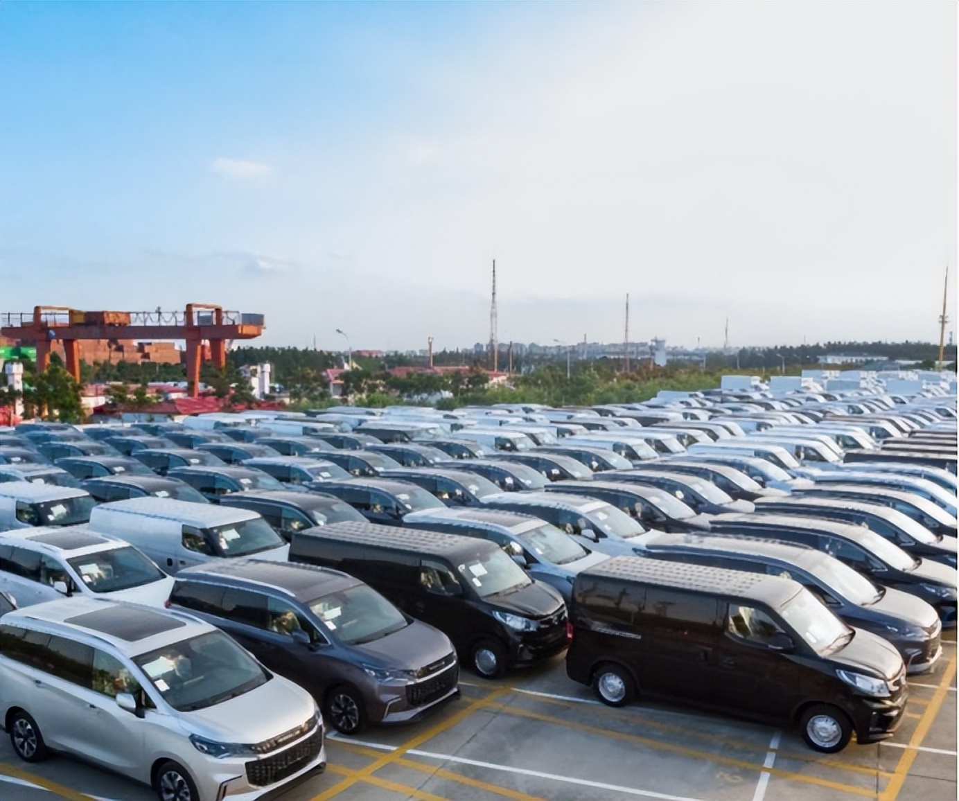 新能源车"坟场"大量滋生,2千元左右1辆,比两轮电动车还便宜