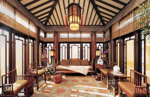 "客厅五不放,人旺家更旺":无论客厅多大,这5件尽量别往家里放