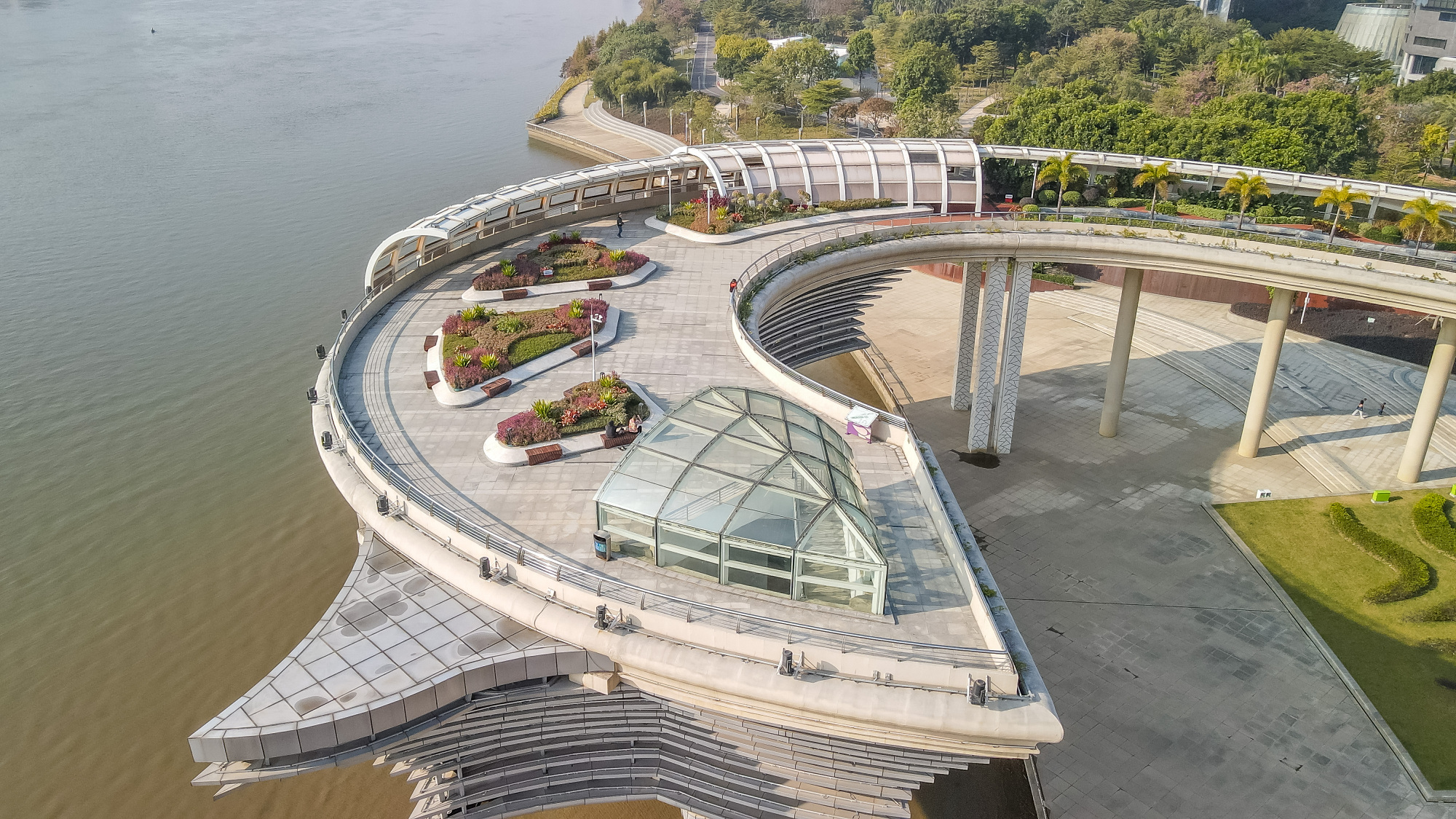 顺德城市新地标,航拍下的金凤凰广场,景观太震撼了