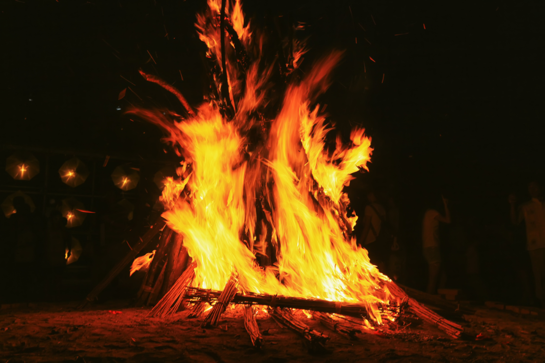 彝族的"日都迪萨"是啥意思?弄明白 才晓得凉山火把节为啥火