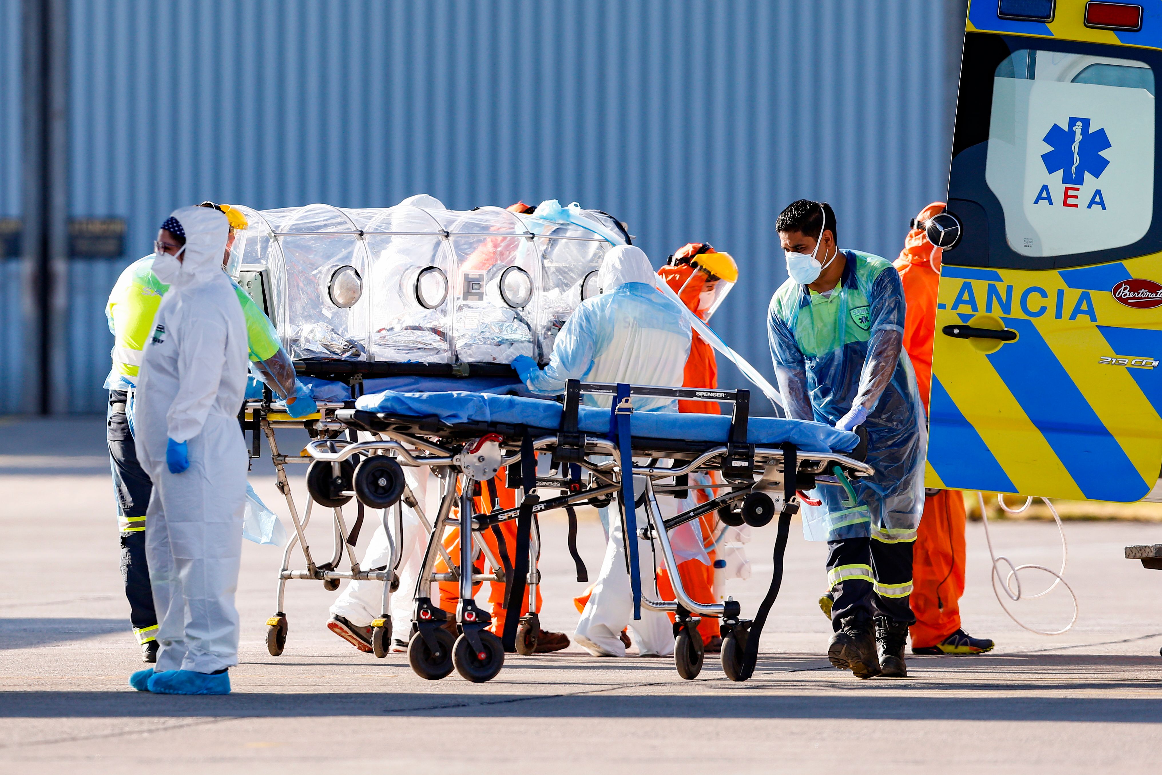 智利累计新冠确诊病例超70万例