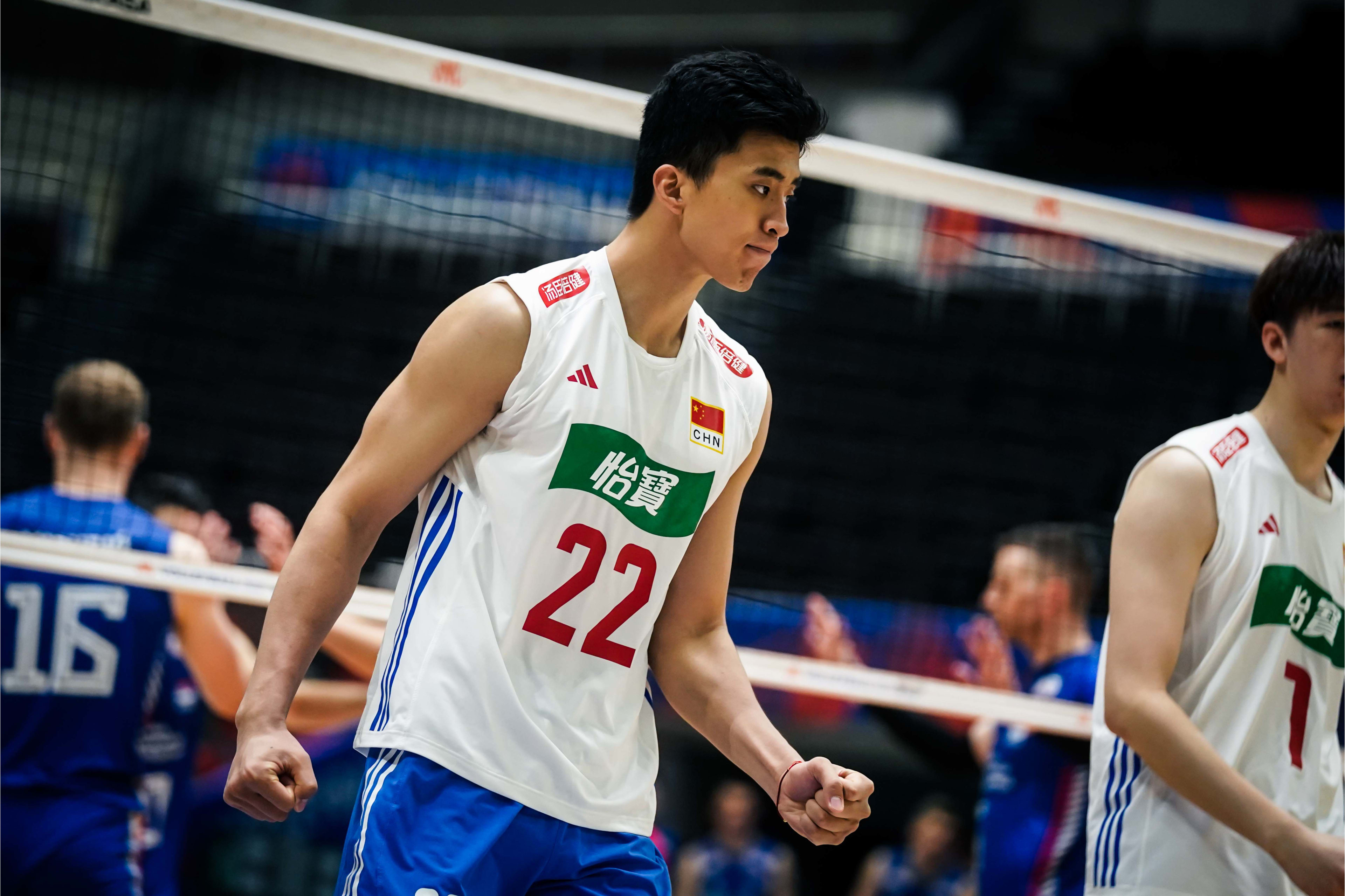 世界男排联赛新一轮战报,世界第2爆冷再输球,世界第一5局苦战