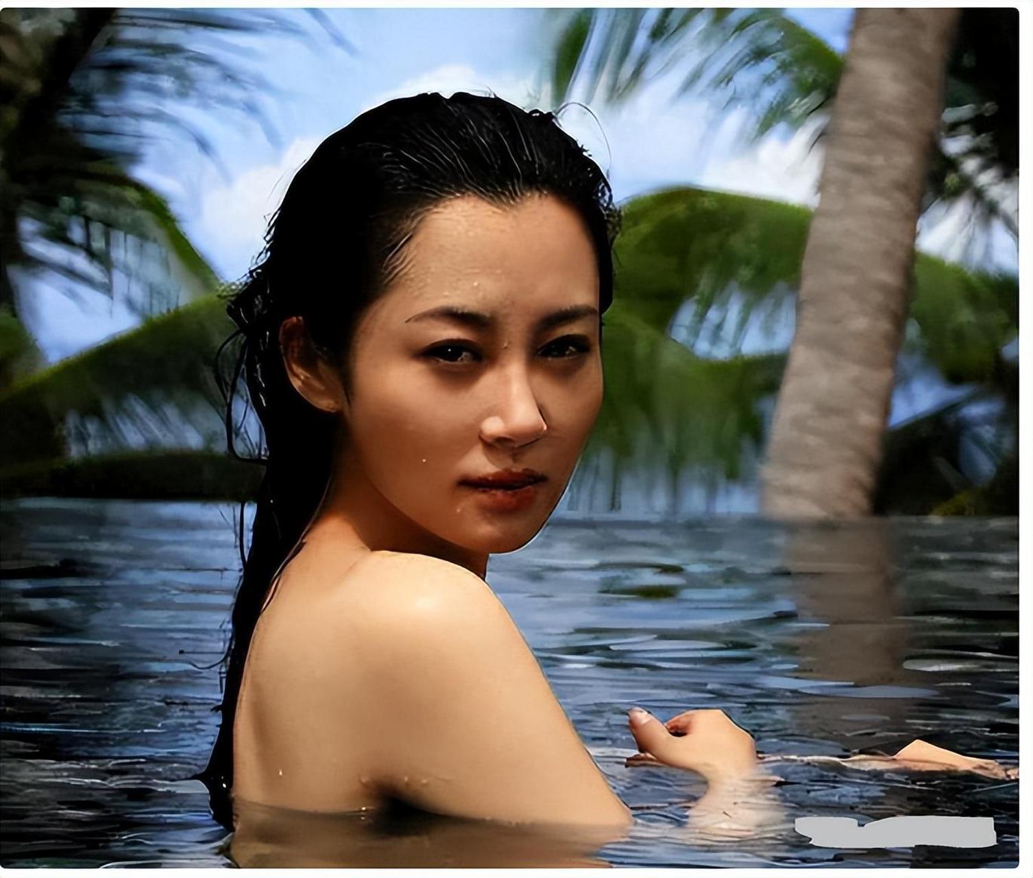 从陈凯歌到尤勇,王志文等人,她经历了多次的爱恨情仇.