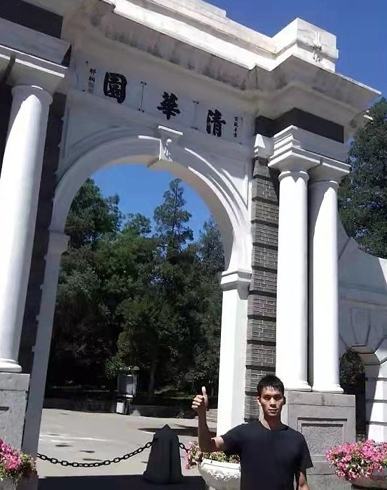 复读14年决心上清华,《高十》男主唐尚珺历经挫折,终悟现实