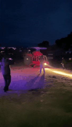 鲍里斯·萨加尔,一名乌克兰乌克兰裔美国电影导演,1981年在拍摄迷你剧