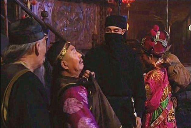 雍正王朝:敢让皇子下马受辱,刘八女在雍正面前为何会如此豪横?