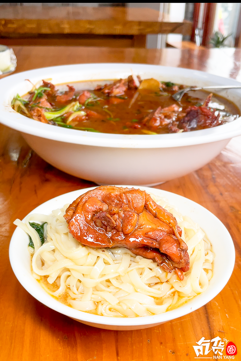 南召美食之白土岗辣子鸡,熟悉的味道!