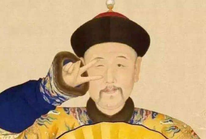乾隆到底长啥样?洋人偷画下乾隆"真容",网友:看着像东北大爷