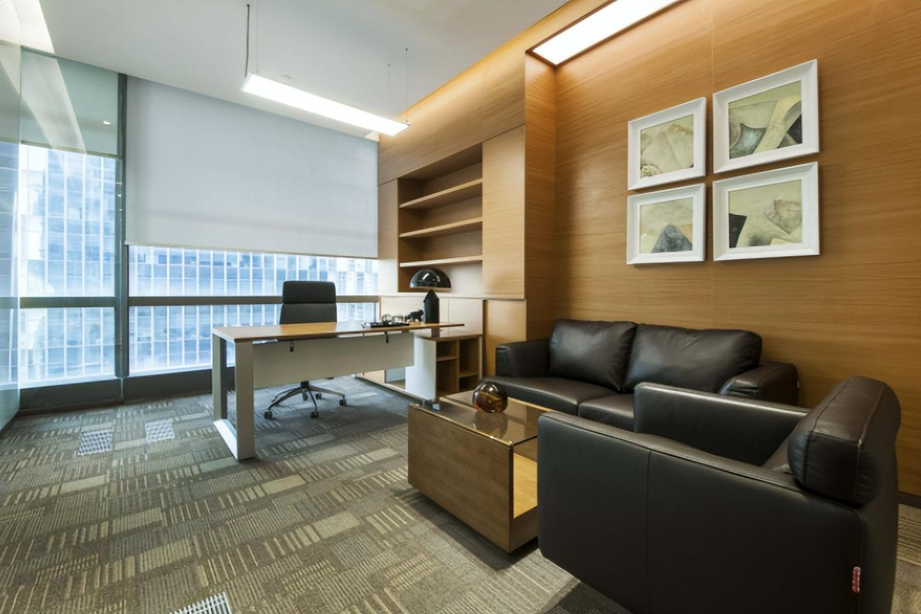 纪实:最美翘臀局长刘光明,靠屁股上位,花50万美容翘臀