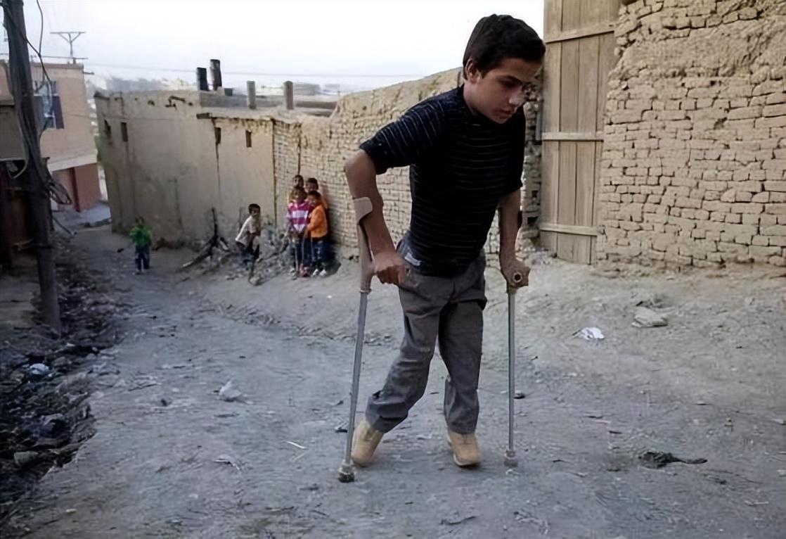 说起小儿麻痹这种疾病,相信许多人都曾听过它的名字.