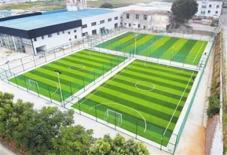 赤坎区今年将新建6个五人制足球场!