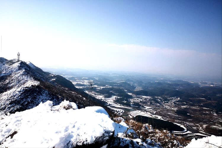 家乡的风景:插旗山