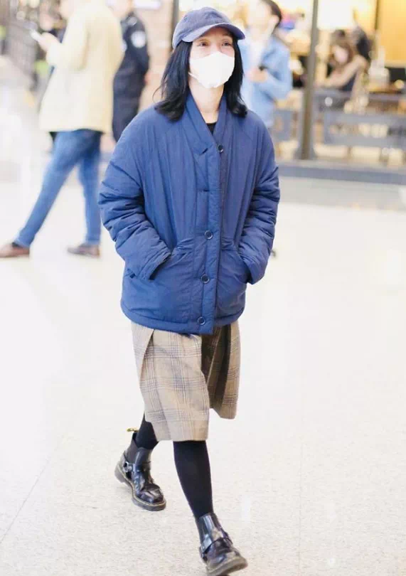 时尚的完成度靠脸?这些土味衣服,挡不住女明星的美貌