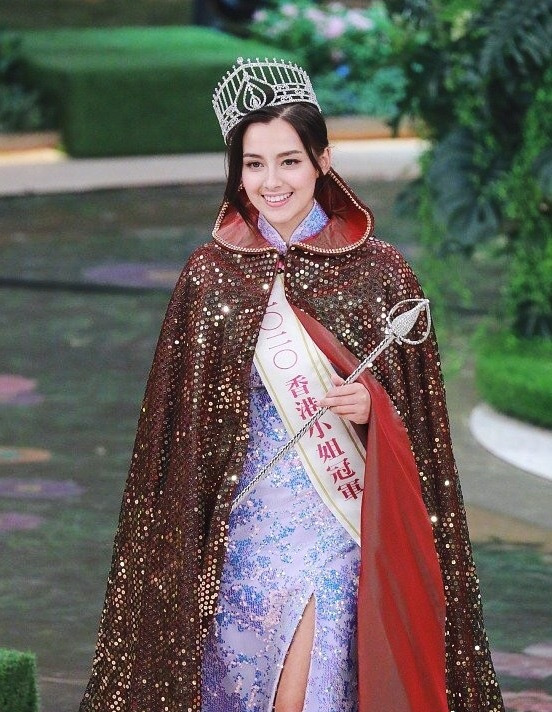 2020港姐冠军有多美?平民护士击败千金,微胖混血儿重回颜值巅峰