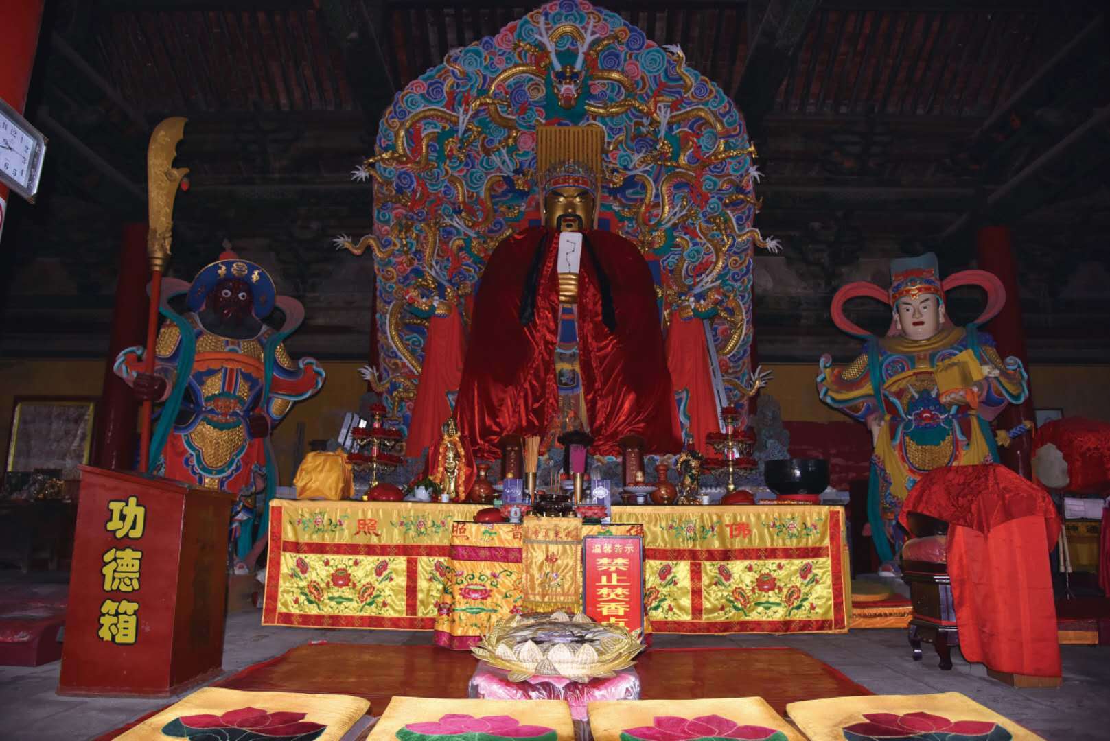 山西代县作家走进代州武庙采风传播弘扬关公精神文化