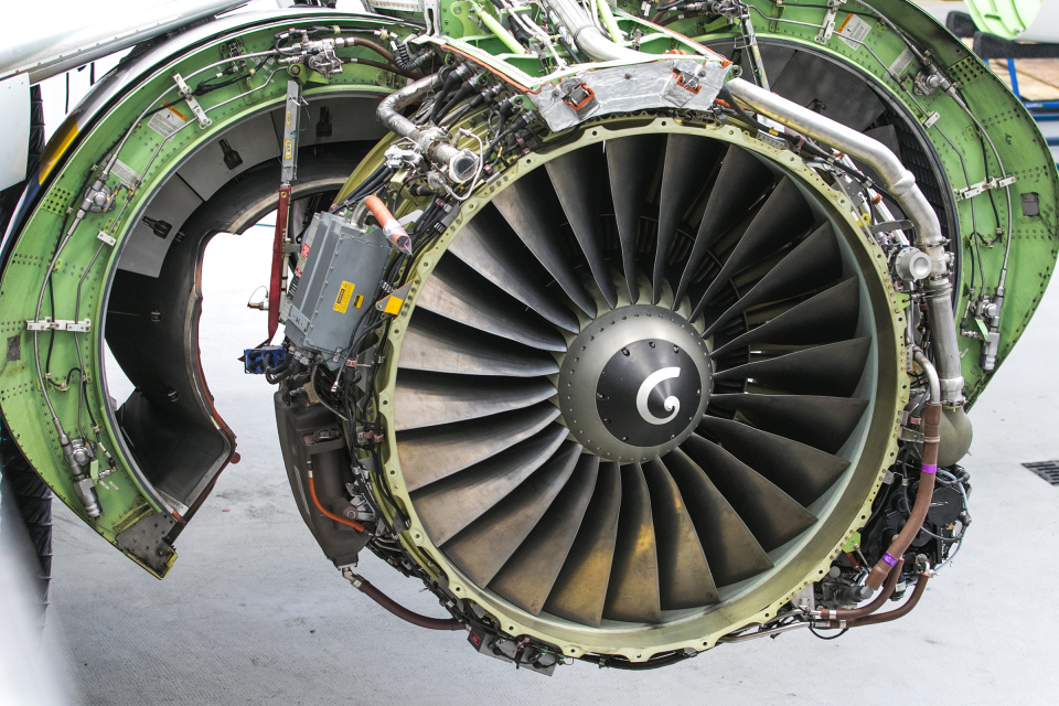 麻省理工研发兆瓦级航空电动机,与波音737的发动机还差多远?