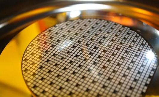 好消息!中国科研人员的不断努力之下,碳化硅4英寸晶片实现量产