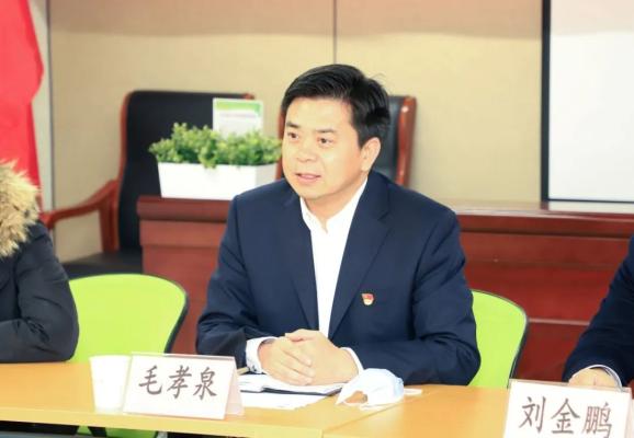 面对面,心贴心!毛孝泉以区人大代表正式候选人的身份与选民见面