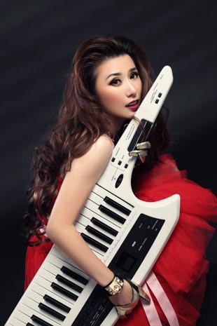 "多情大叔"吴秀波的走红史,靠刘蓓上位,还找小三小四,真刺激