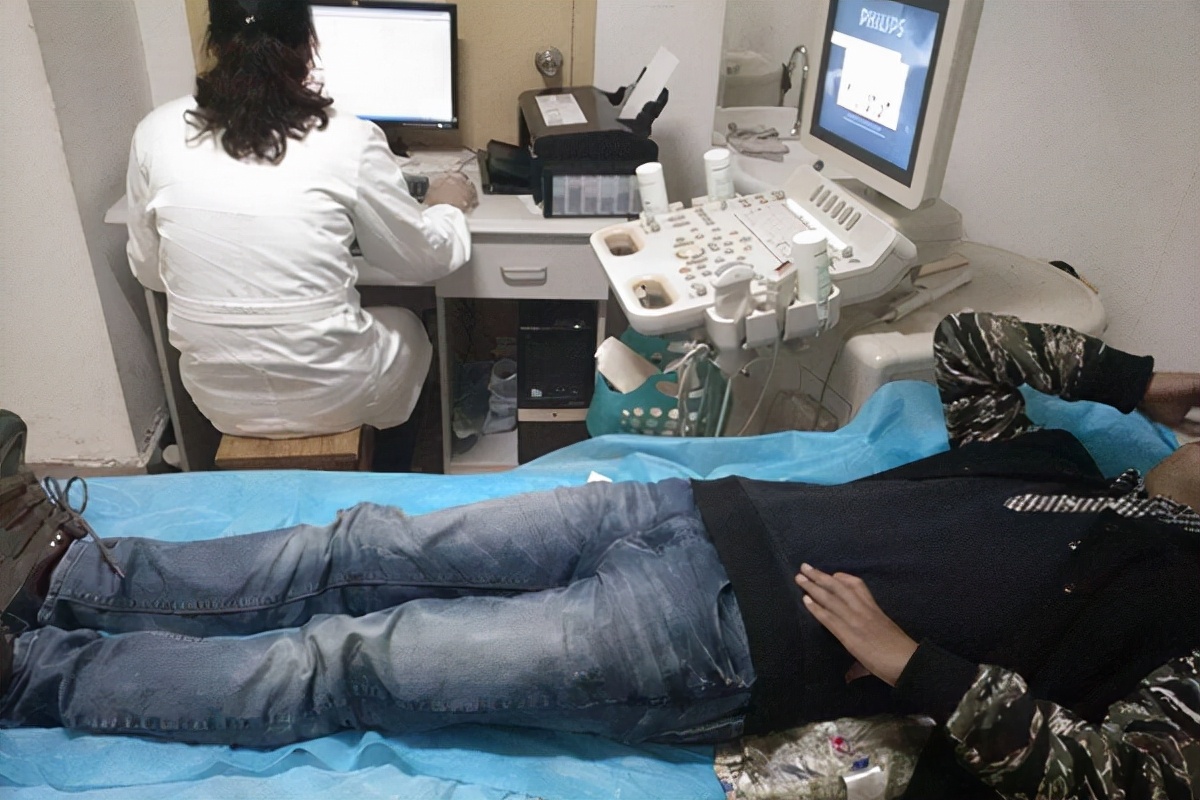 想要检查肝脏,选择b超还是ct?哪种方式更好?医生为你详细解答