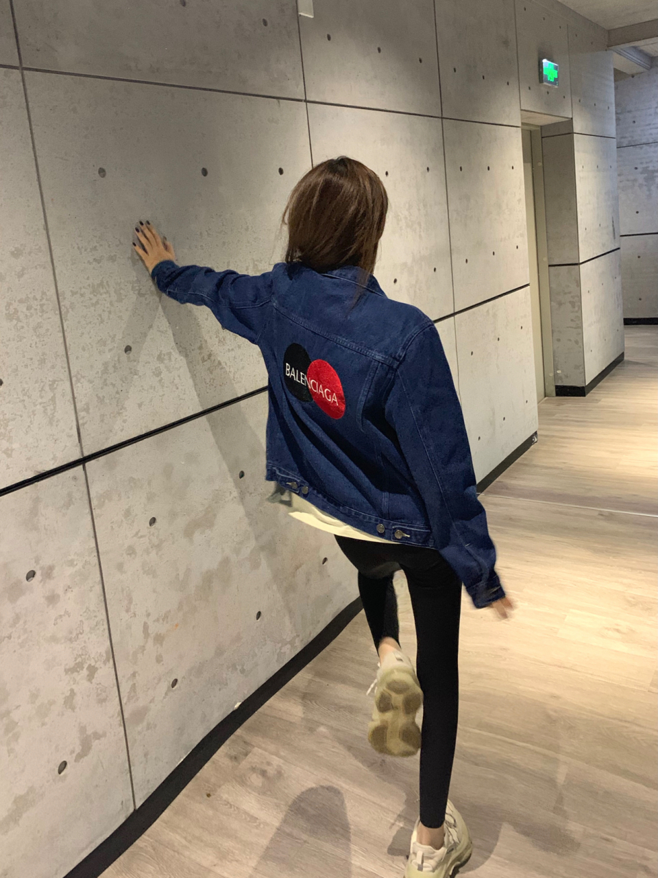 163 95 balenciaga万事达水洗蓝刺绣牛仔外套夹克 巴黎水晶老爹鞋