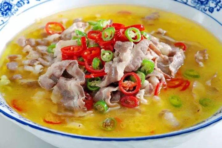 「美食菜谱」金汤肥牛:川菜新秀,麻辣鲜香,让你爱上四川味道!