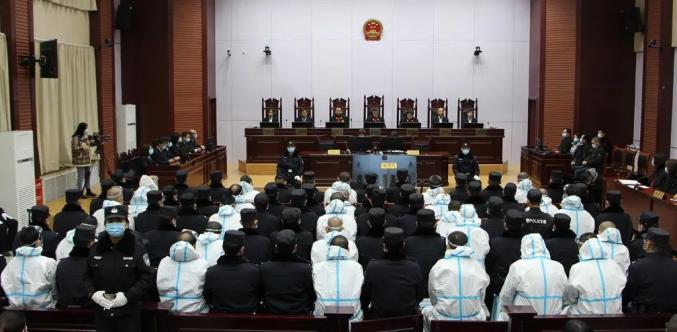 全国扫黑办挂牌督办的郑文毅等52人涉黑案一审宣判