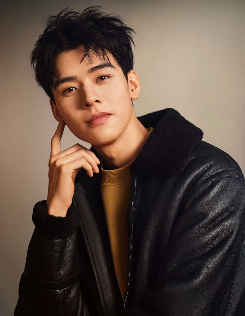 aw23|【俊】朗之姿 龚俊simon02坦然直抒意气,映现俊逸风度,续写