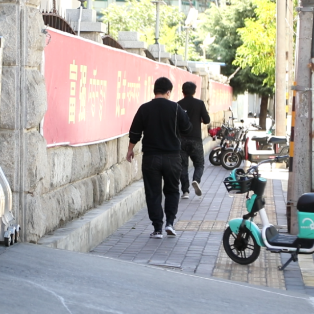 拉萨太阳岛,仙足岛40余家店铺开门