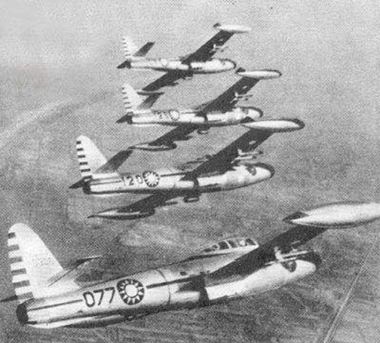 1947年6月济宁战斗中,敌人的飞机大炮在不停地轰炸,既要躲避炮火袭击